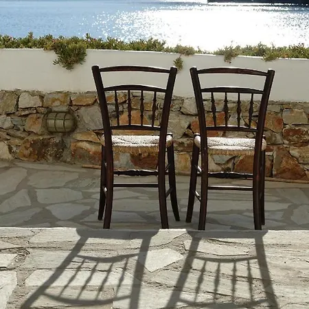 Seaside Traditional Cycladic House *