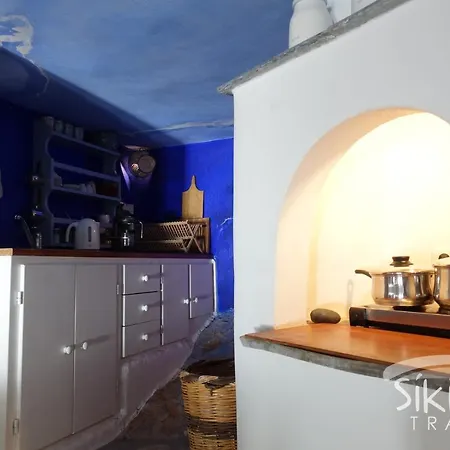 Semesterbostad Seaside Traditional Cycladic House