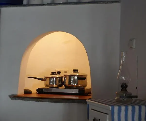 Seaside Traditional Cycladic House * Síkinos