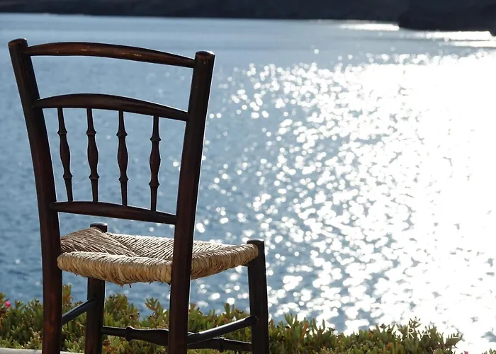 Seaside Traditional Cycladic House Semesterbostad